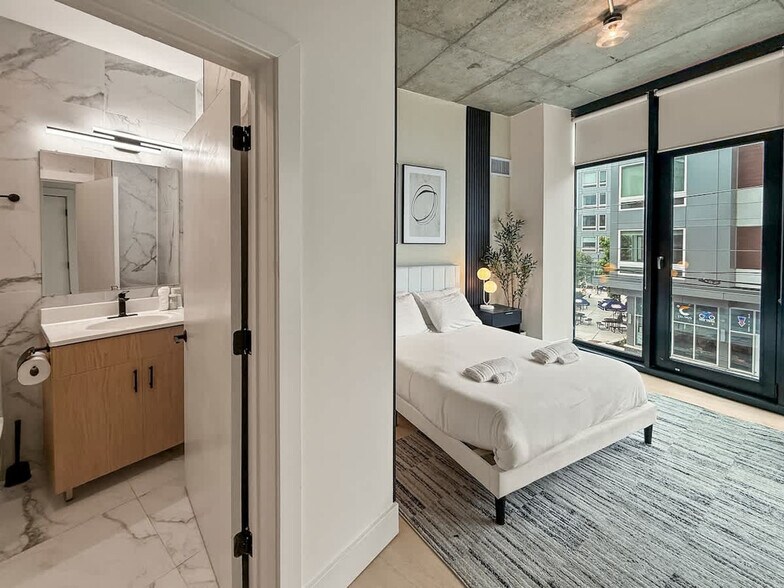 Building Photo - 1247 N 2nd St