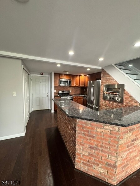 Building Photo - 18 Jaques St