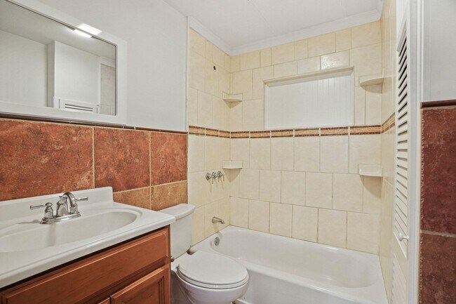 Building Photo - 7712 Dolly Dr
