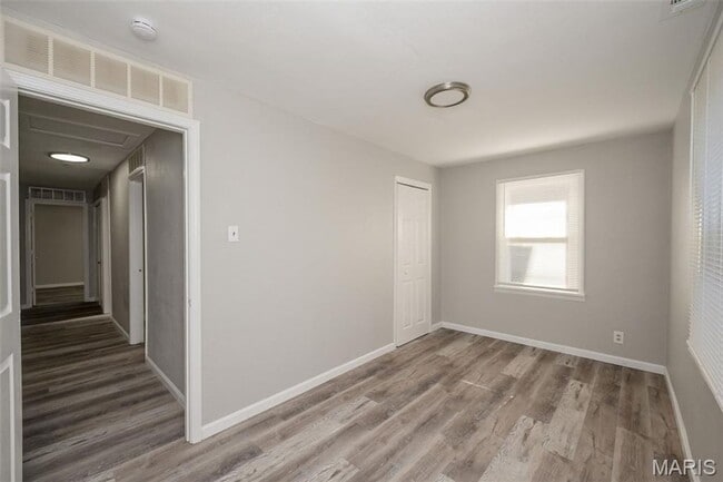 Building Photo - 9813 Winkler Dr