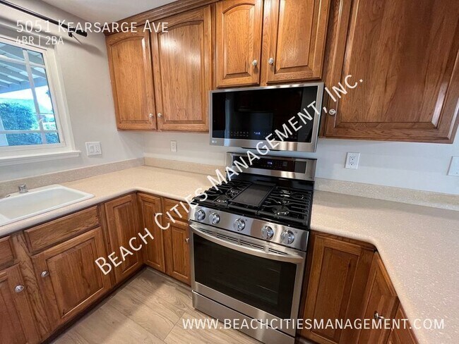 Building Photo - 5051 Kearsarge Ave