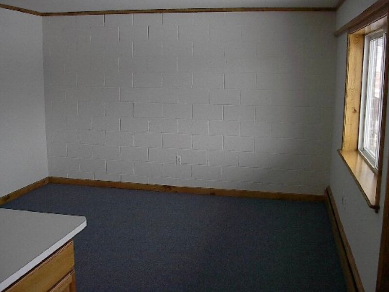 Building Photo - 80 Riverside Dr