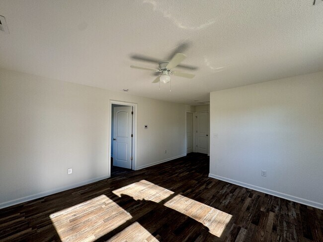 Building Photo - 6173 Unitia Rd