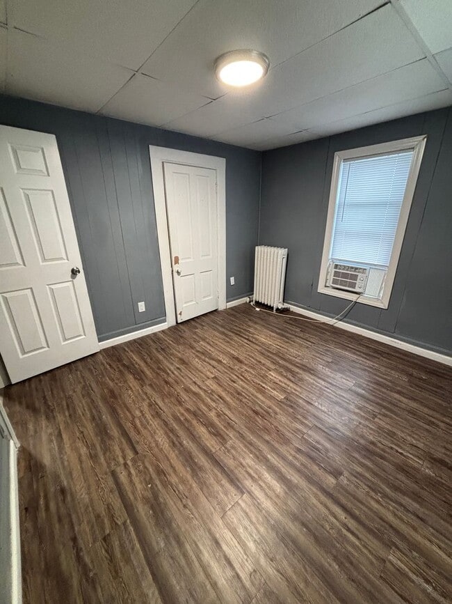 Building Photo - 1308 5th Ave S