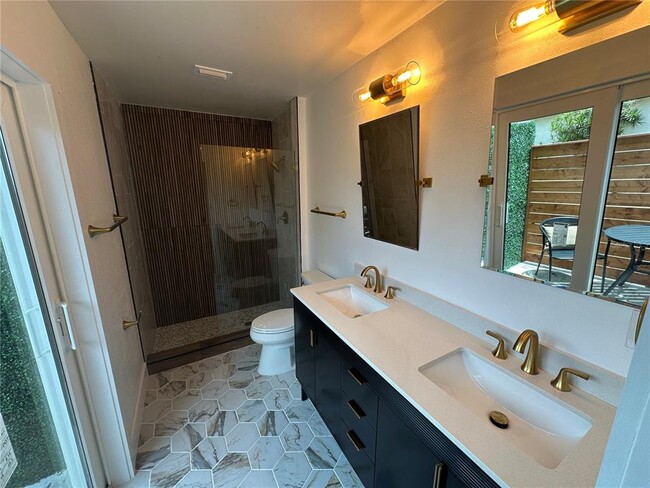 Building Photo - 8808 44th Ave Dr W