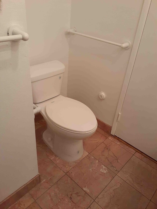 Building Photo - 7740 Redlands St