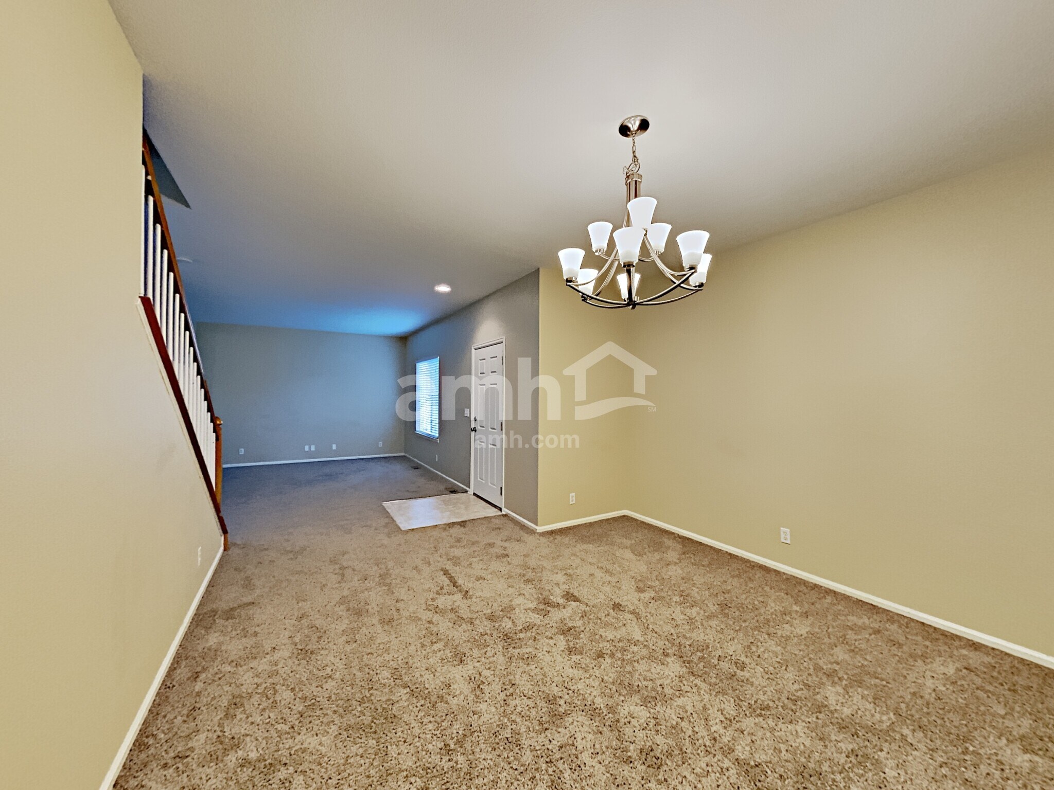 Building Photo - 13954 Ivy St