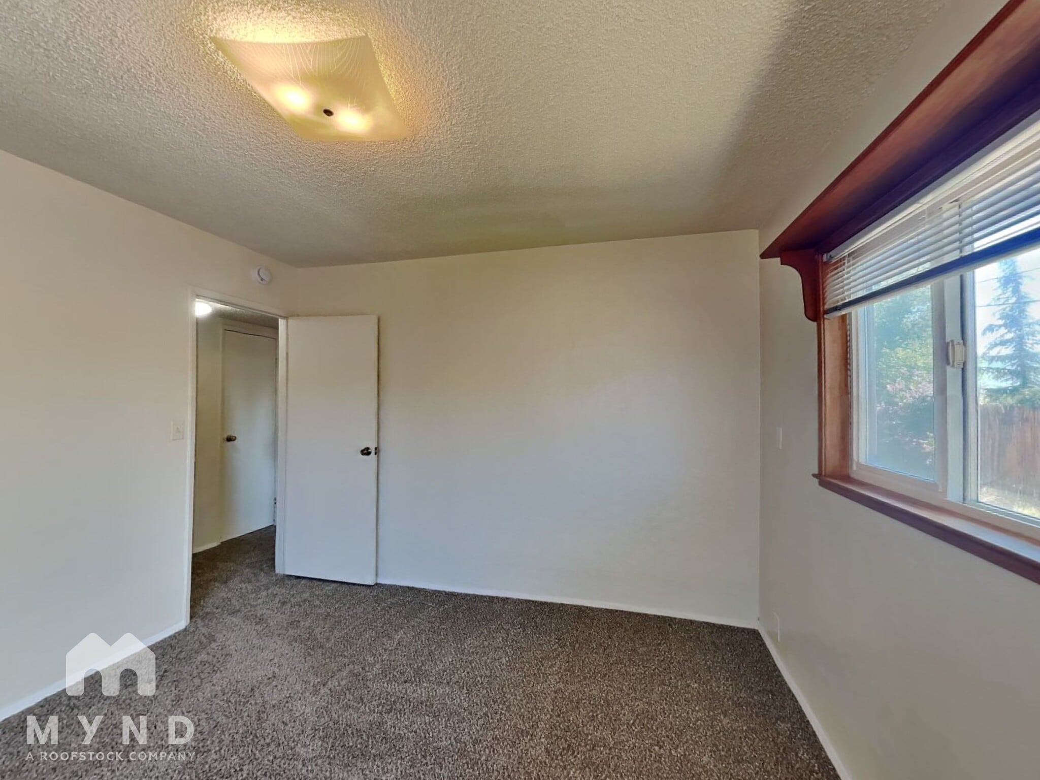 Building Photo - 3565 Buckhorn Way