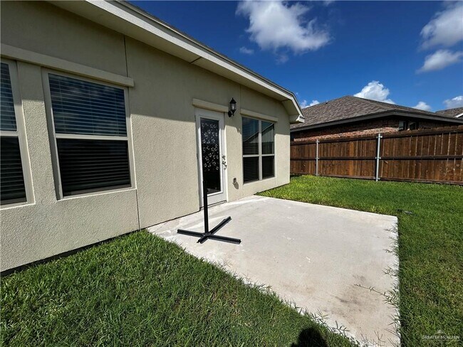 Building Photo - 14216 Madrid Falls Ln