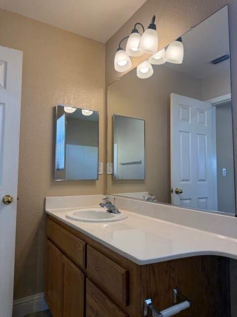 Building Photo - 2829 Hawkins Ln