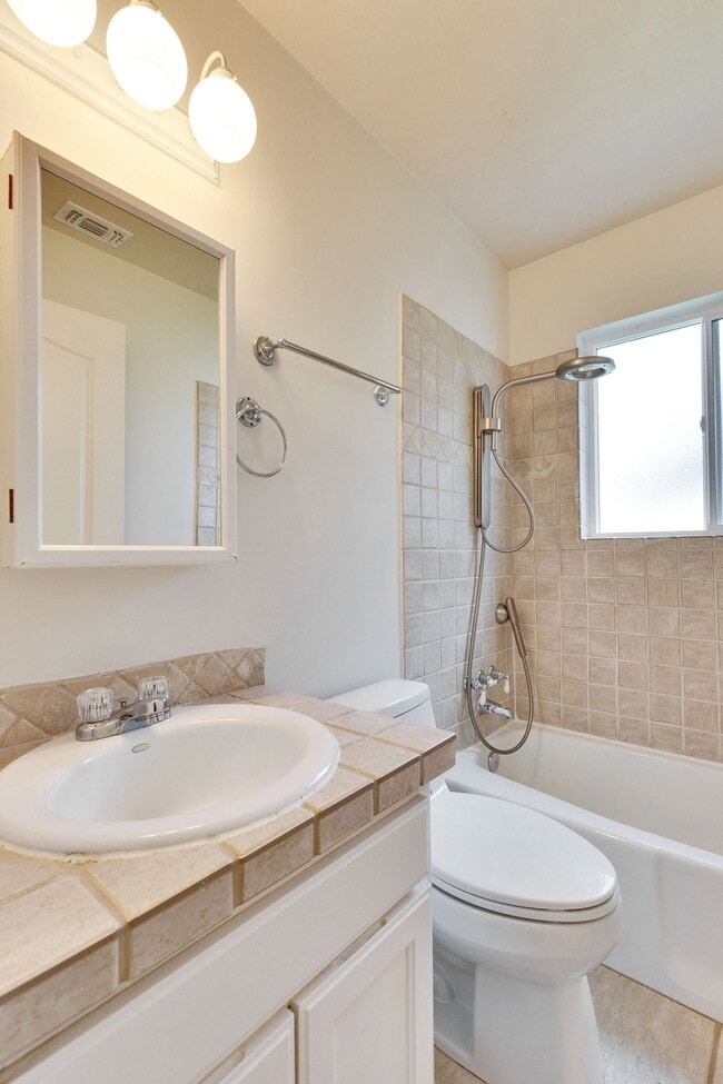 Building Photo - 7709 Shoal Creek Blvd