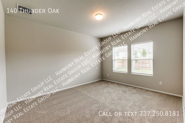 Building Photo - 140 Thunder Oak