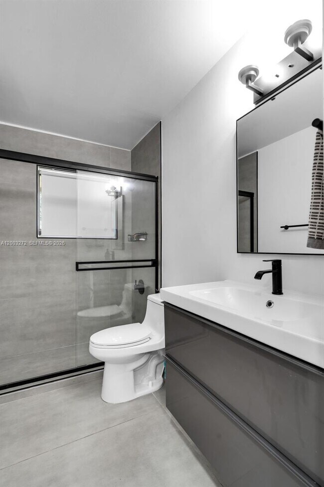 Building Photo - 250 SW 97th Terrace