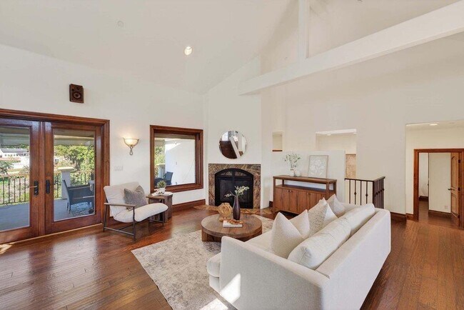 Building Photo - 41 S Circle Dr