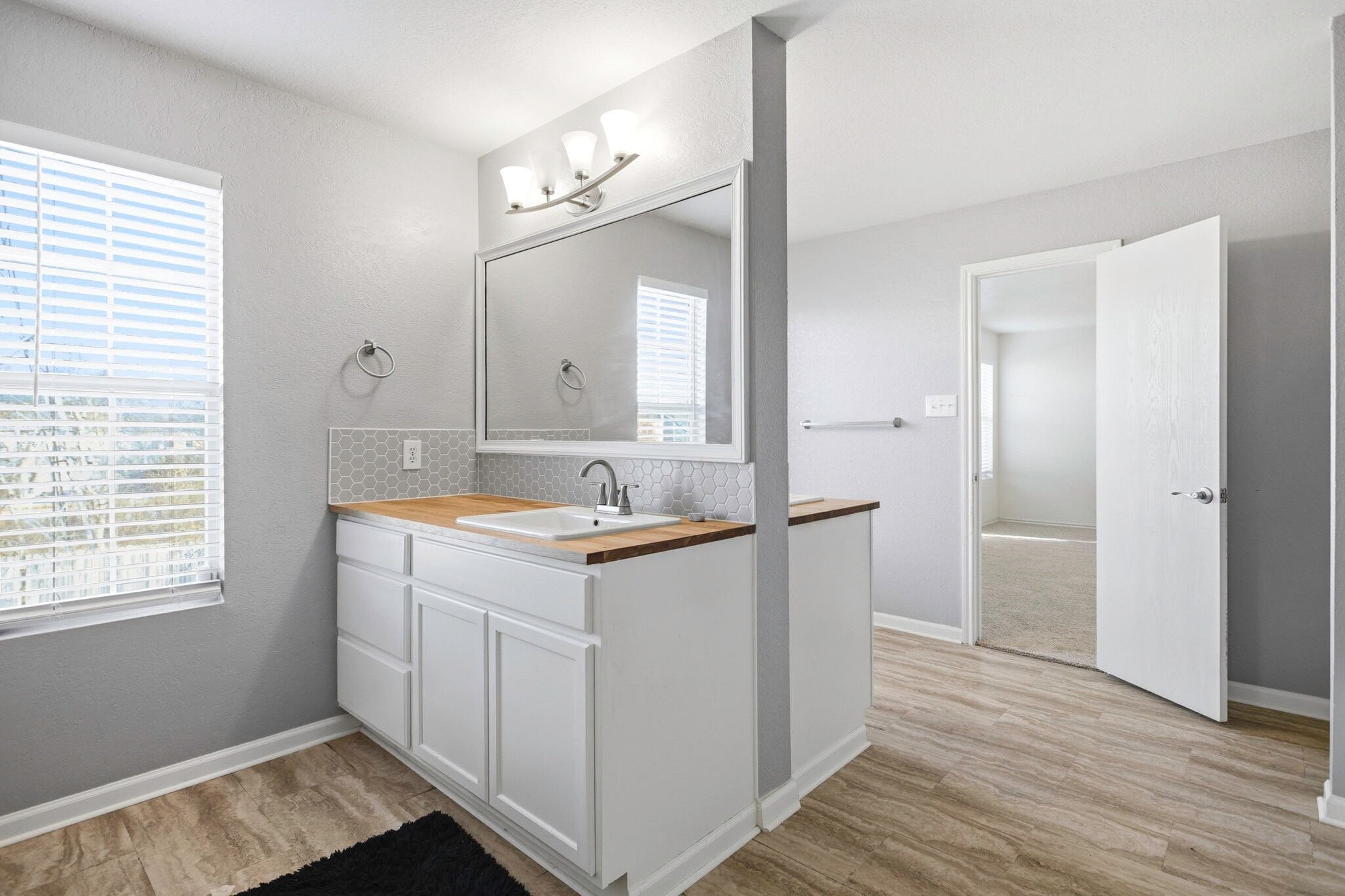 Building Photo - 414 Spruce Breeze