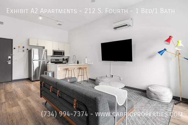 Building Photo - Exhibit A2 Apartments - 212 S. Fourth -1 Bed/1 Bath