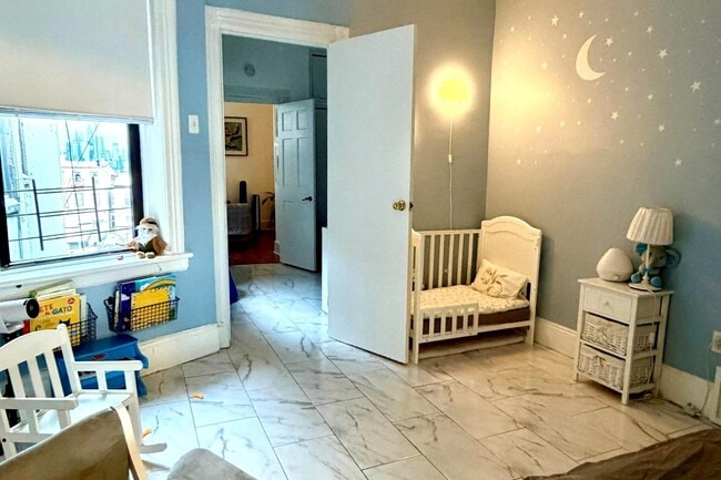 Building Photo - 2610 New York Ave