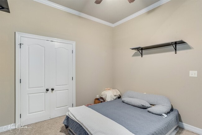 Building Photo - 244 Gloucester Dr