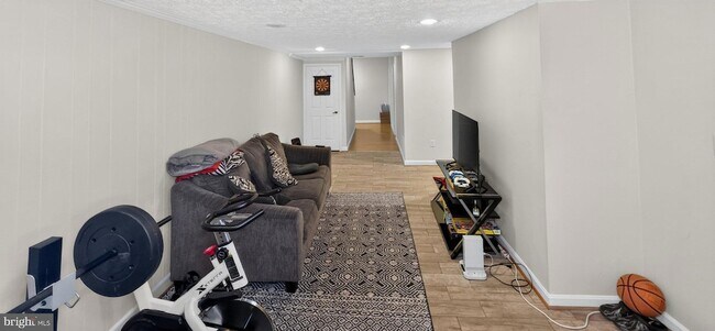 Building Photo - 9205 Gatewater Terrace