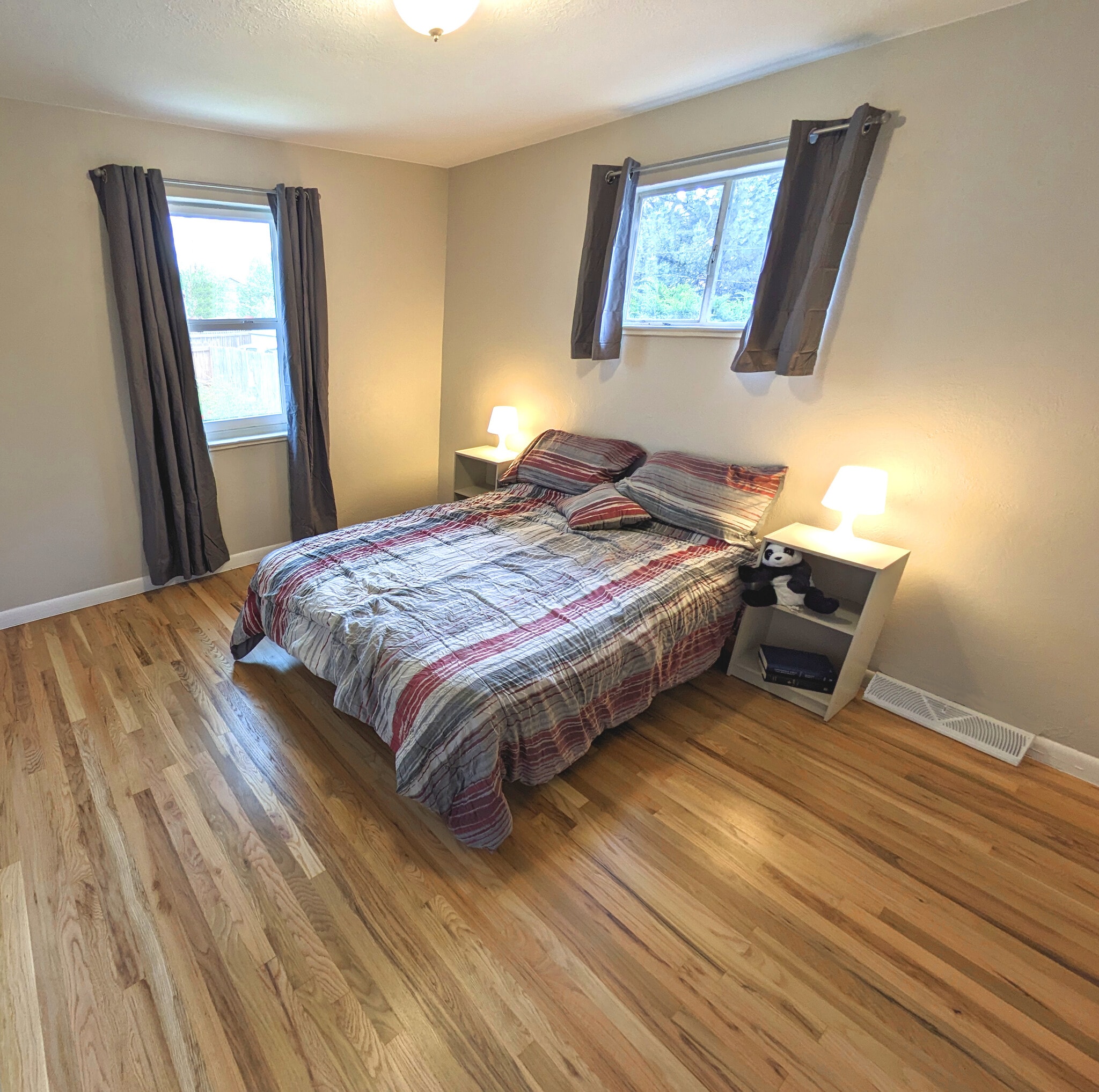 Building Photo - 2265 South Acoma Street