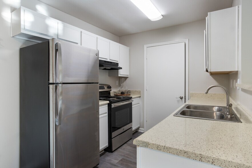 Bristol Park Apartments 791 W County Line Rd Jackson MS 39213