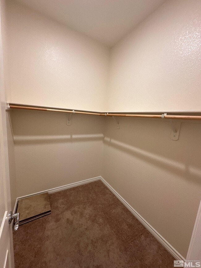 Building Photo - 8370 Simsbury Dr