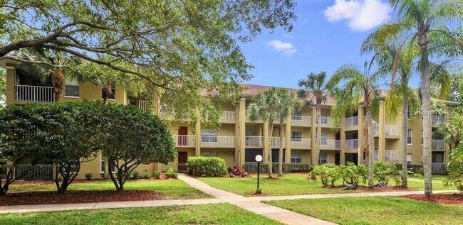 Building Photo - 2690 Coral Landings Blvd