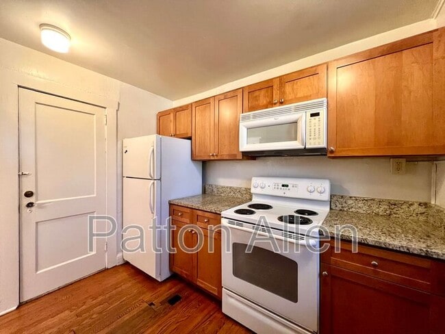 Building Photo - 83 Edgemont Rd