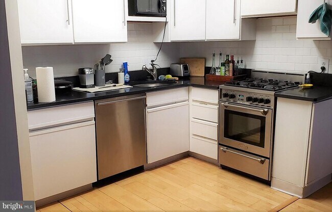 Building Photo - 2401 Pennsylvania Ave