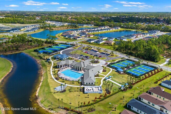 Building Photo - 1464 Island Ave NW