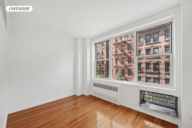 Building Photo - 401 W 56th St