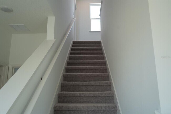 Building Photo - 1849 Horsetail Dr