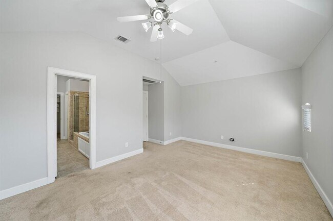 Building Photo - 2710 Hullsmith Dr