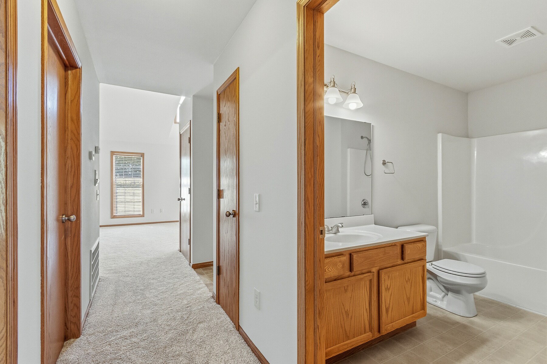 Building Photo - 3509 Maple Grove Dr