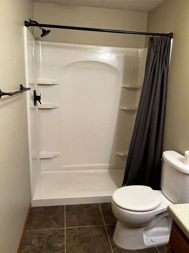 Building Photo - 3 Bed/2 Bath West Side Home!