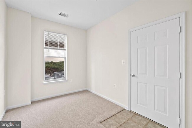 Building Photo - 11375 Aristotle Dr