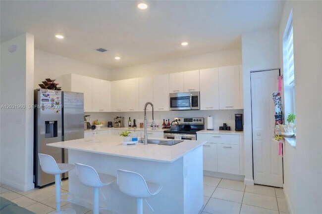 Building Photo - 12688 NW 23rd Pl