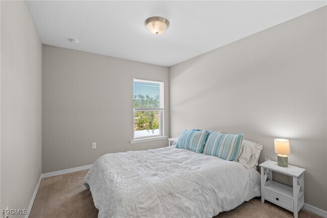 Building Photo - 3725 Crofton Court
