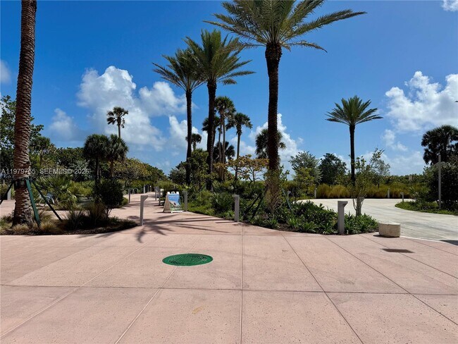 Building Photo - 7330 Ocean Terrace