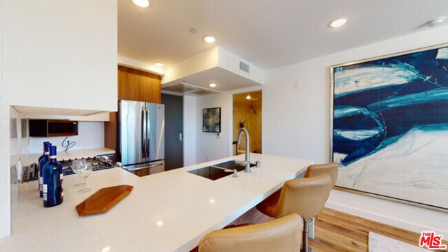 Building Photo - 1143 Glenville Dr