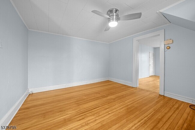 Building Photo - 244 Myrtle Ave