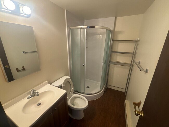 Building Photo - Charming 2 Bed, 2 Bath Home! *SPECIAL: $50...
