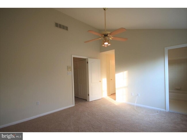 Building Photo - 3700 Harvard Dr