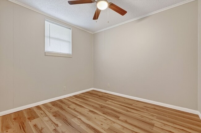 Building Photo - 1200 NW 3rd Ave