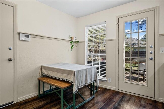 Building Photo - 2712 Big Meadow Dr