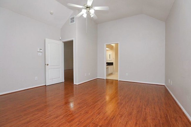 Building Photo - 639 Wheelhouse Dr