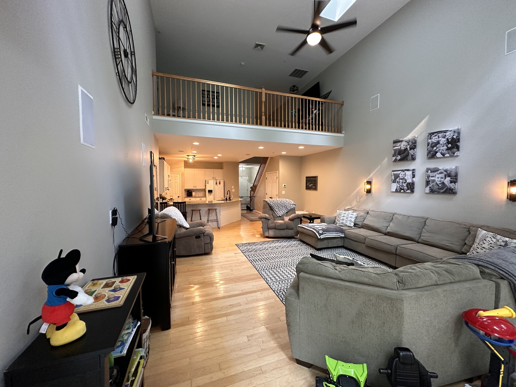 Great Room/Loft - 8940 Executive Club Dr