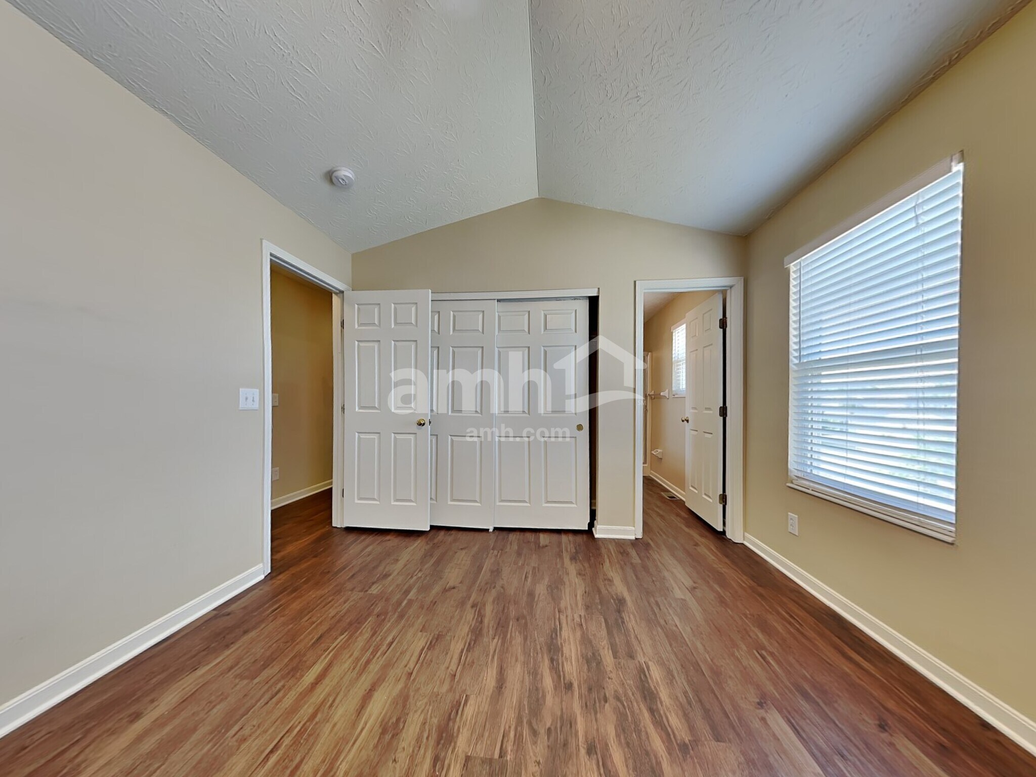 Building Photo - 315 Keswick Dr