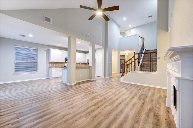 Building Photo - 25419 Hall Meadow Ln