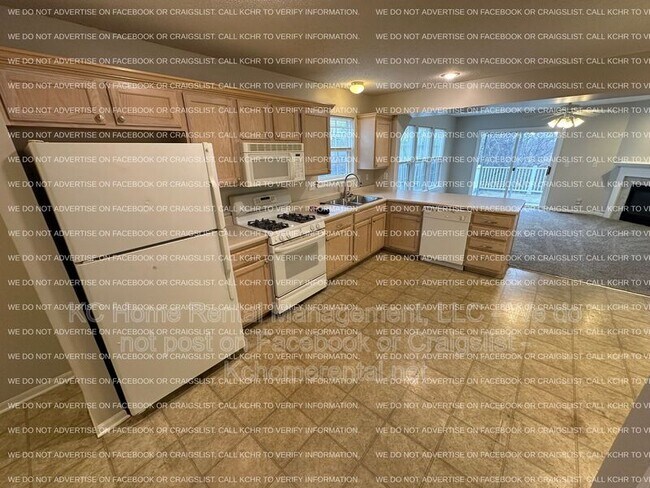 Building Photo - 8657 NE 97th St